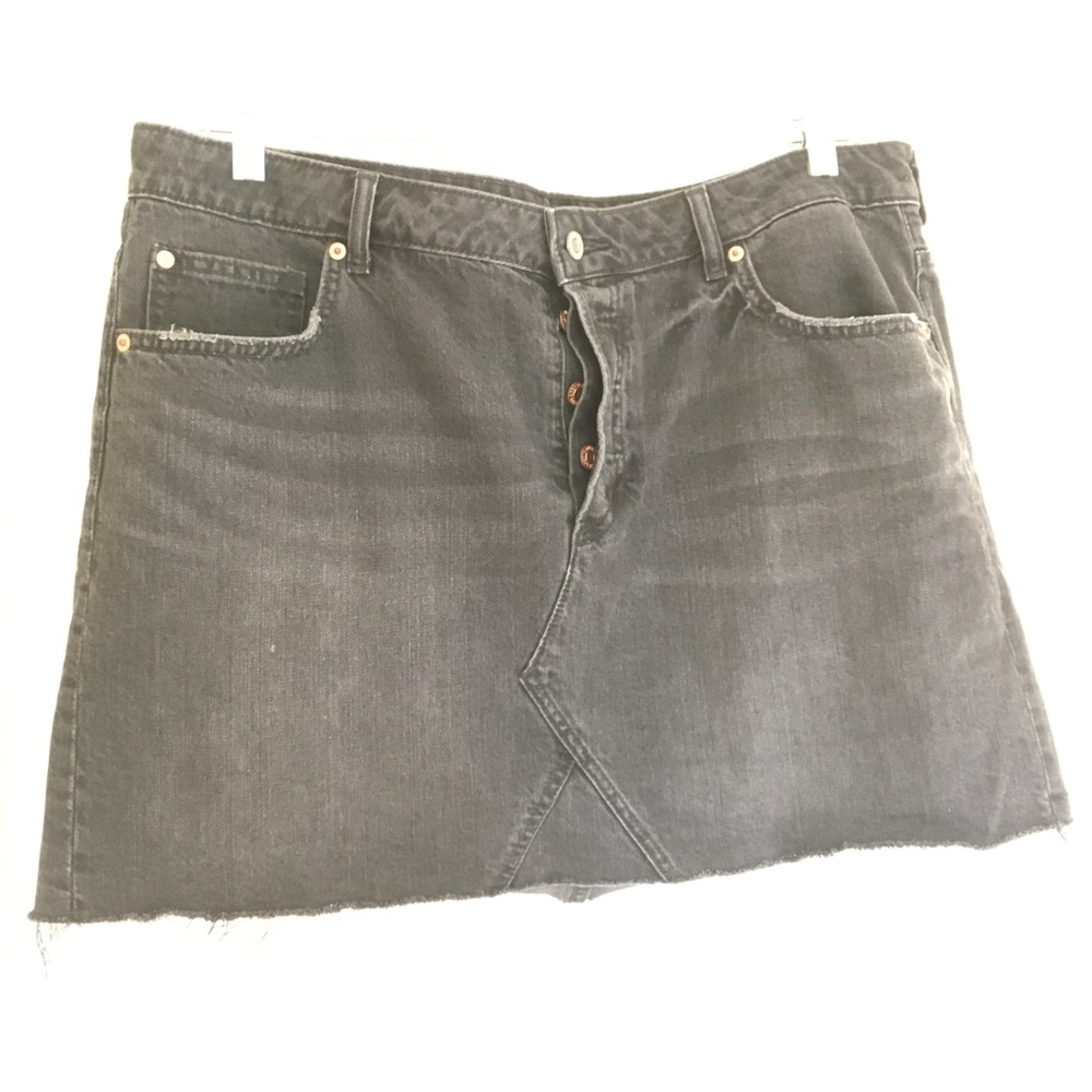 Button fly black denim mini skirt